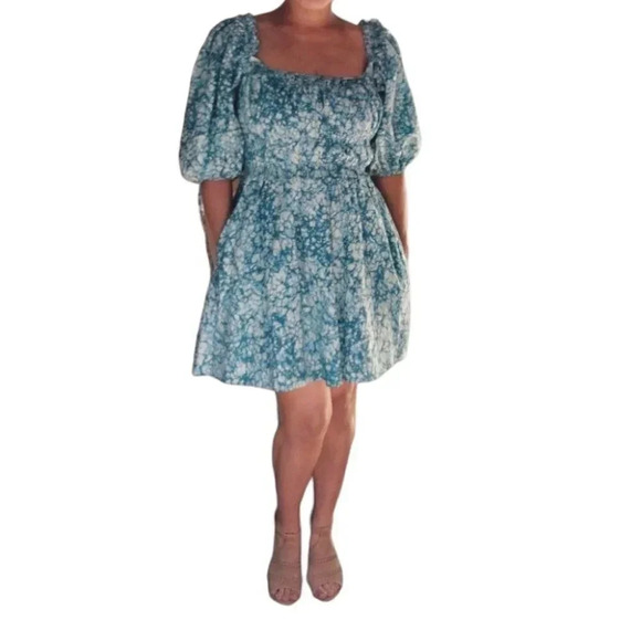 House of Harlow 1960 - Picture 7 of 15